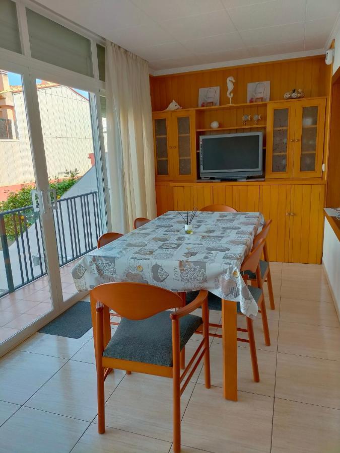 Apartamentos Costa Brava Las Vistas Sant Feliu de Guixols Exterior photo